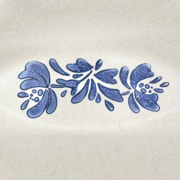 Pfaltzgraff Oval Scalloped Ceramic Bowls Set Of 4 Stone Blue Floral and Trim 9x5 - Picture 4 of 8